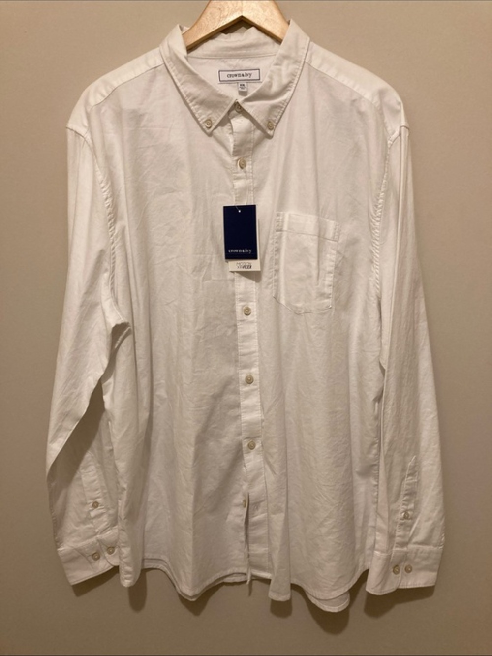 crown & ivy Men's White Button-Down Casual Shirt
